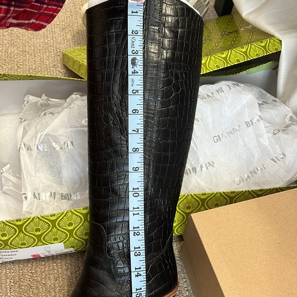 Gianni Bini Boots - Picture 16 of 16